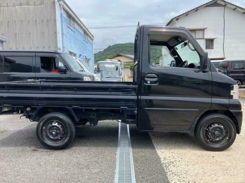 CLIPPER TRUCK