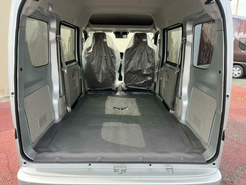 MINICAB VAN
