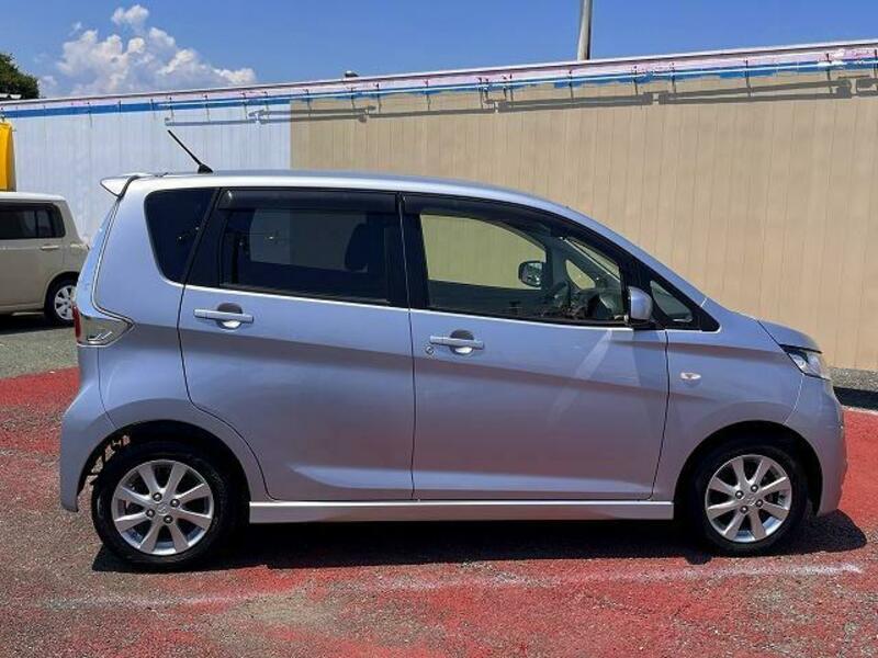EK CUSTOM