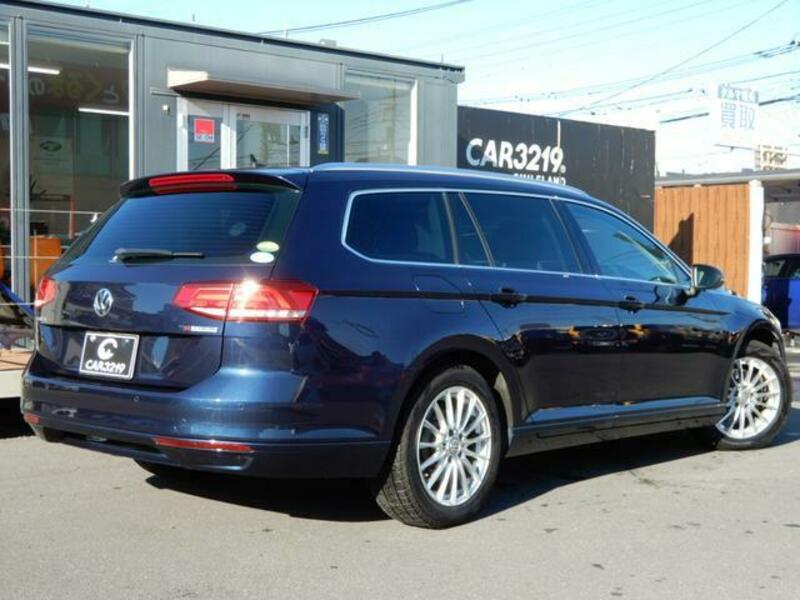 PASSAT VARIANT