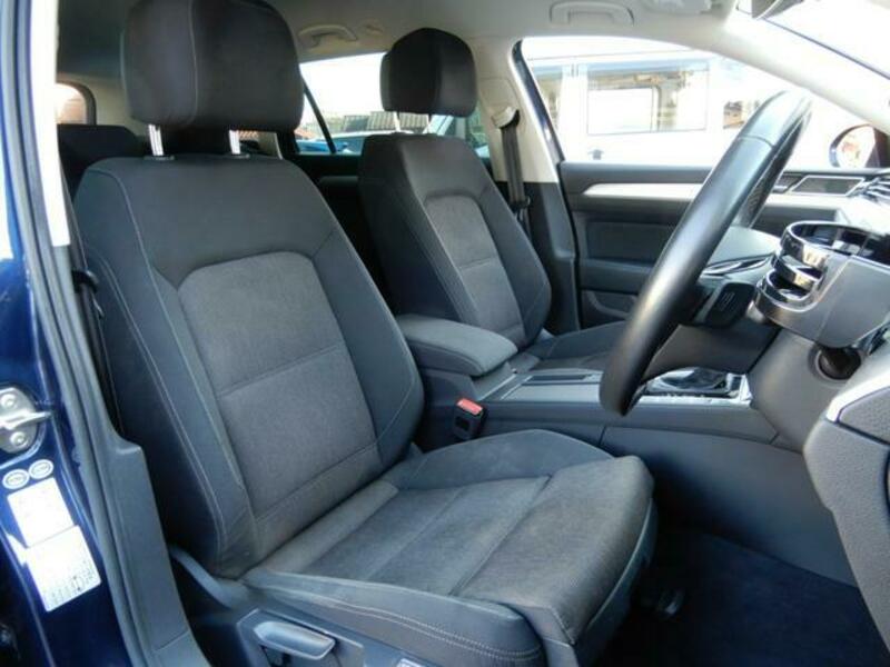 PASSAT VARIANT