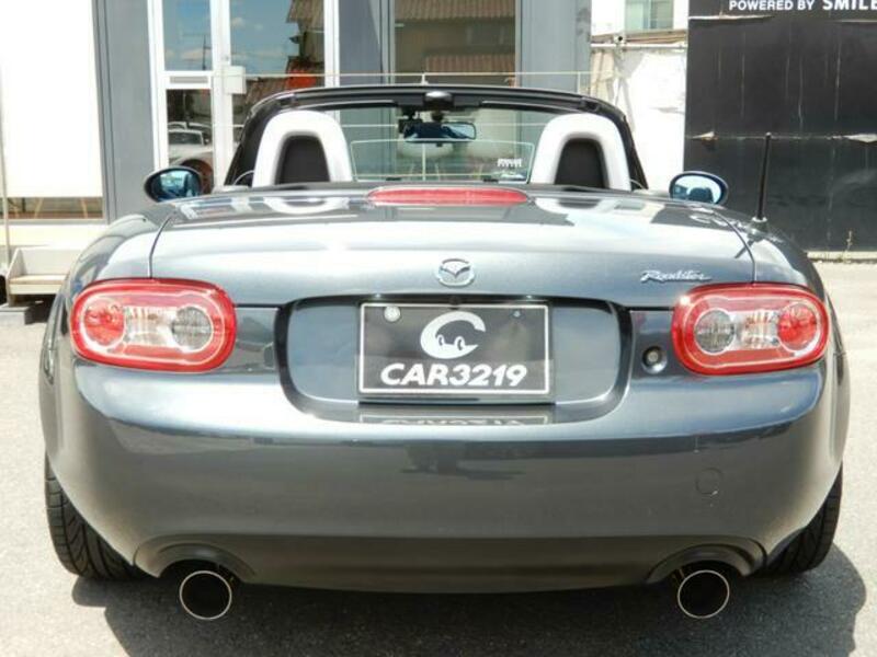ROADSTER