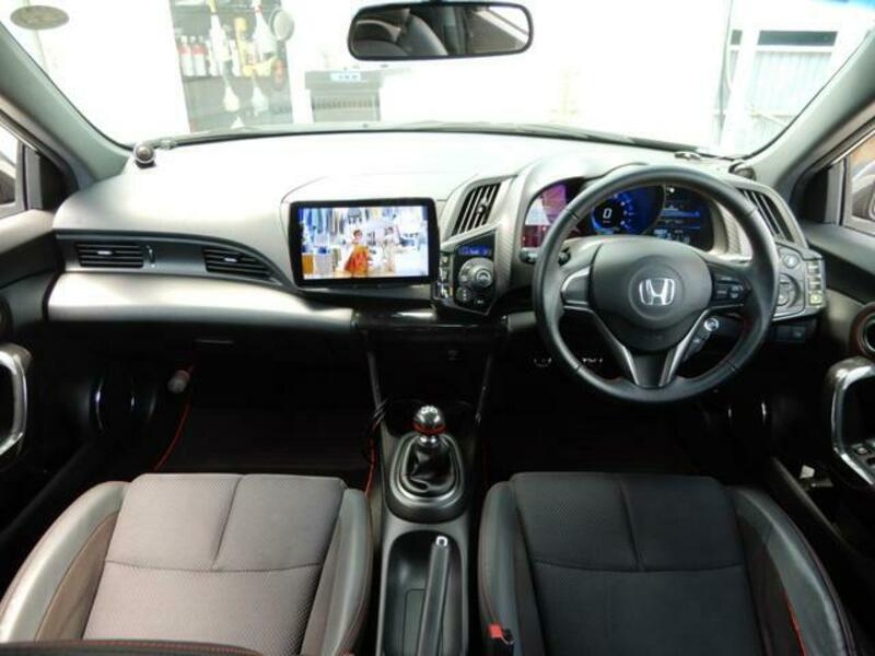 CR-Z