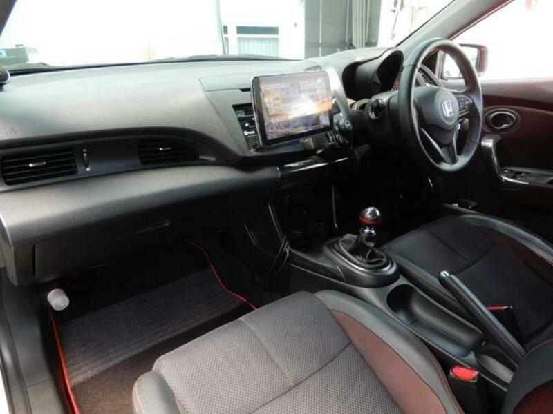 CR-Z