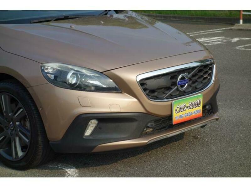V40