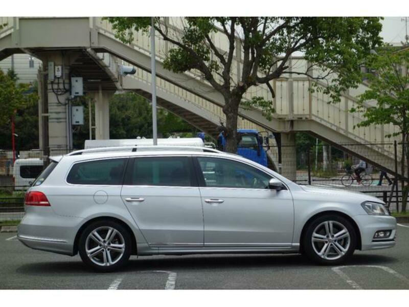 PASSAT VARIANT