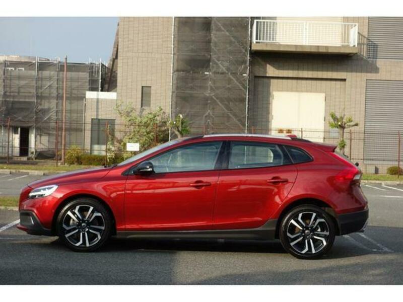V40