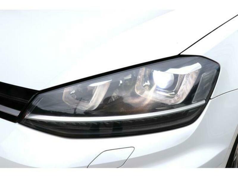 GOLF R