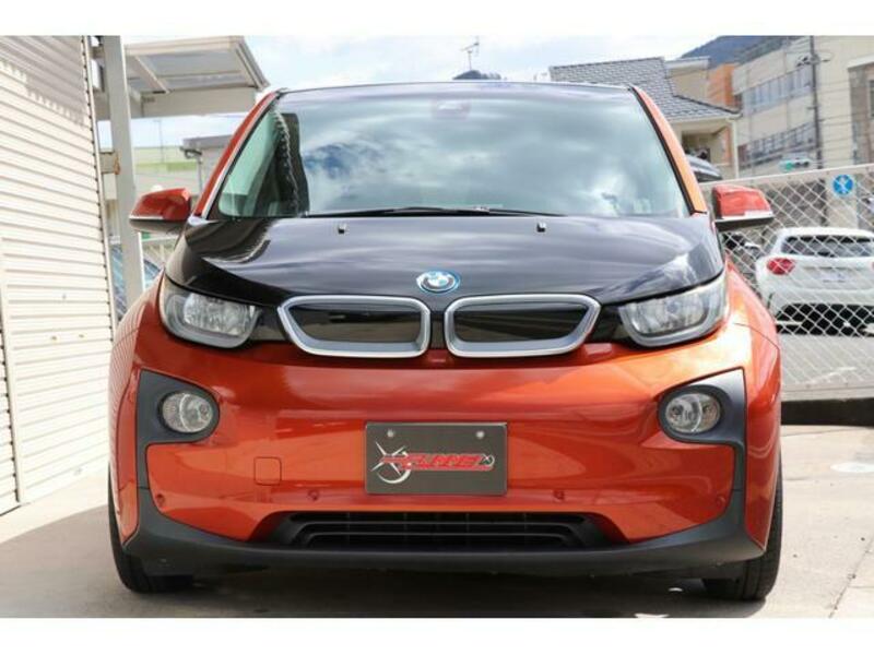i3