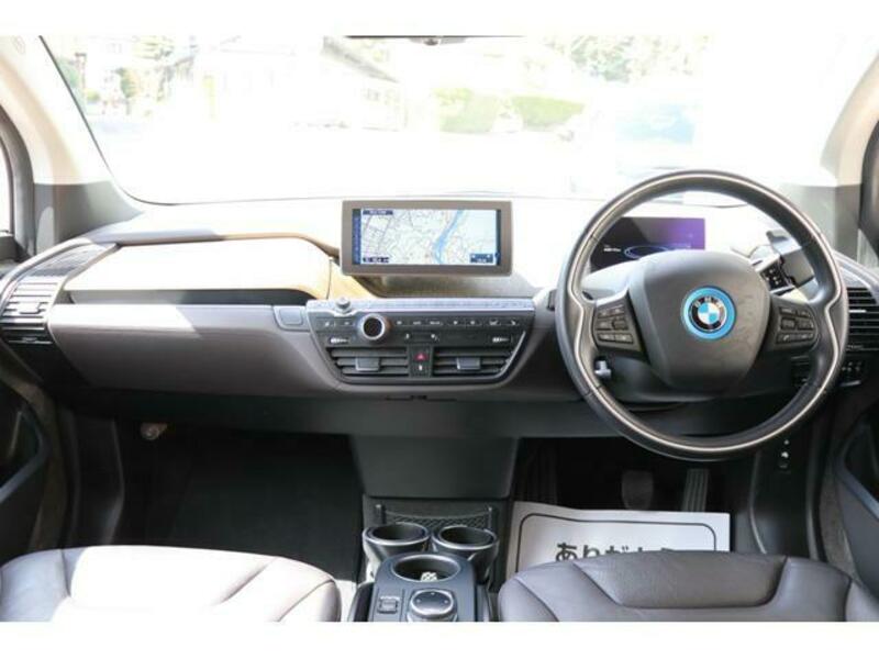 i3