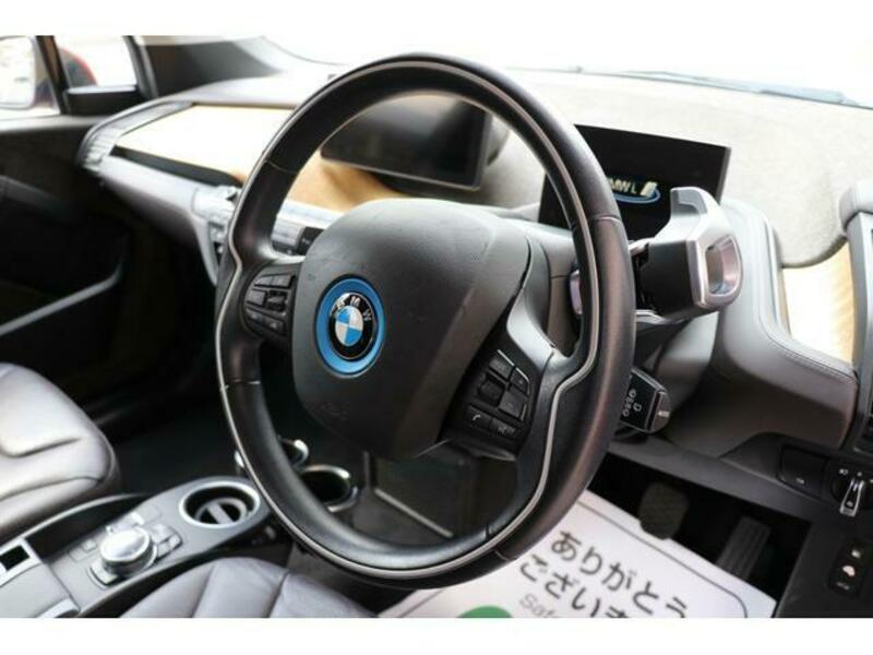i3