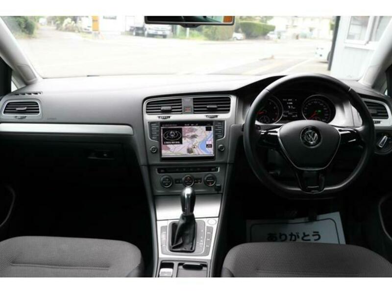 GOLF VARIANT