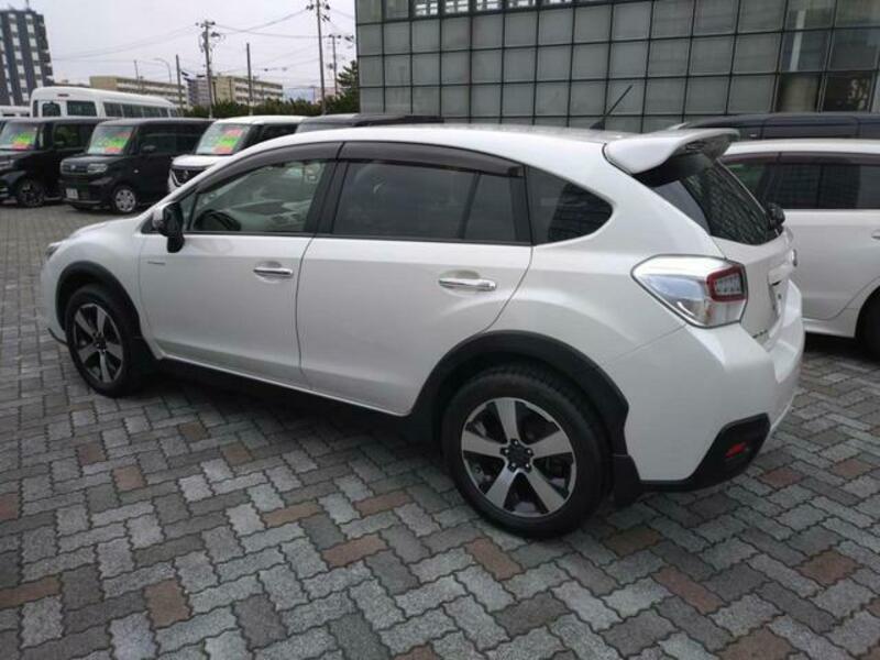 XV HYBRID
