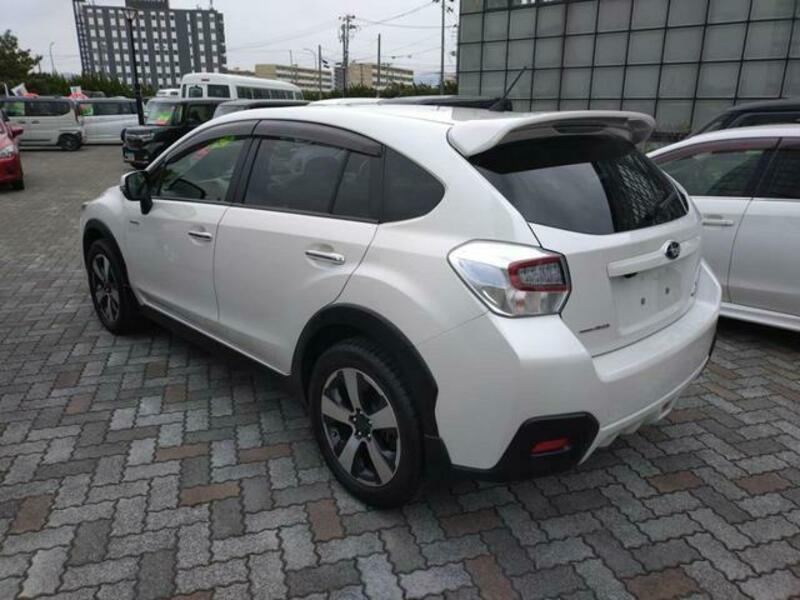 XV HYBRID
