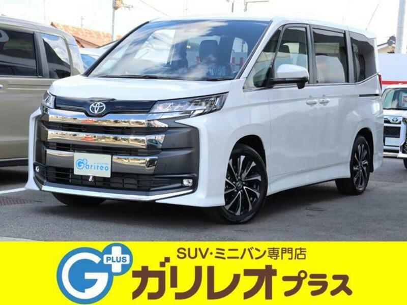 TOYOTA NOAH