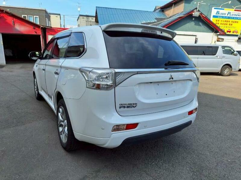 OUTLANDER PHEV