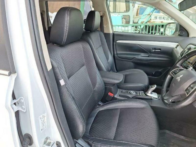 OUTLANDER PHEV