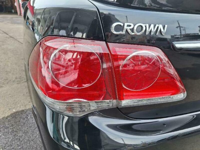 CROWN