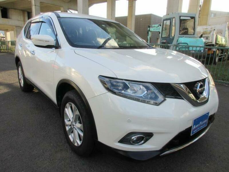 X-TRAIL