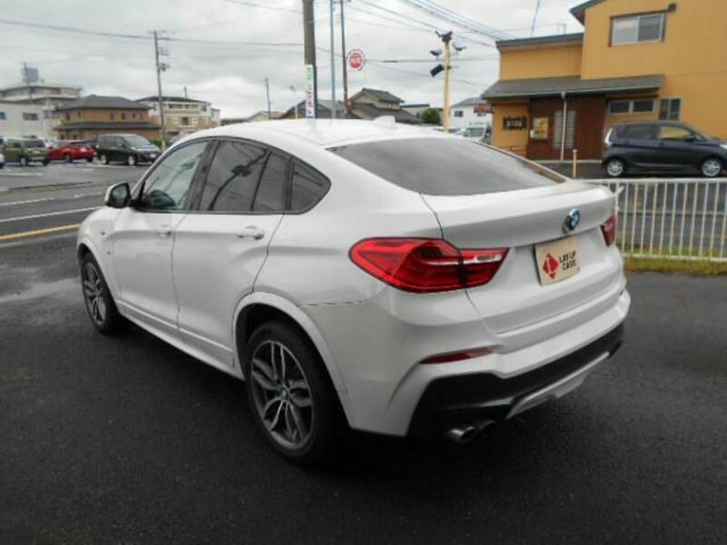 X4