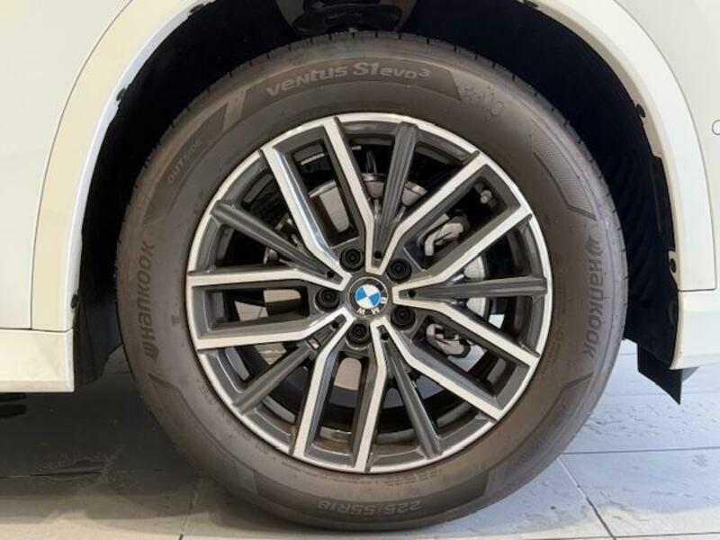 X1
