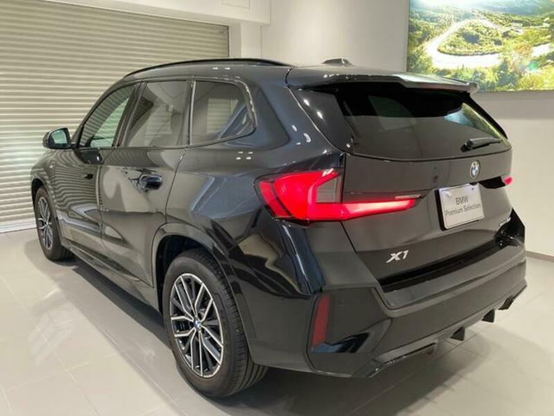 X1