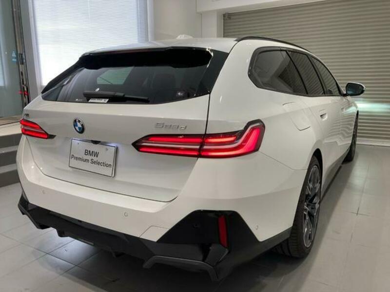 5 SERIES