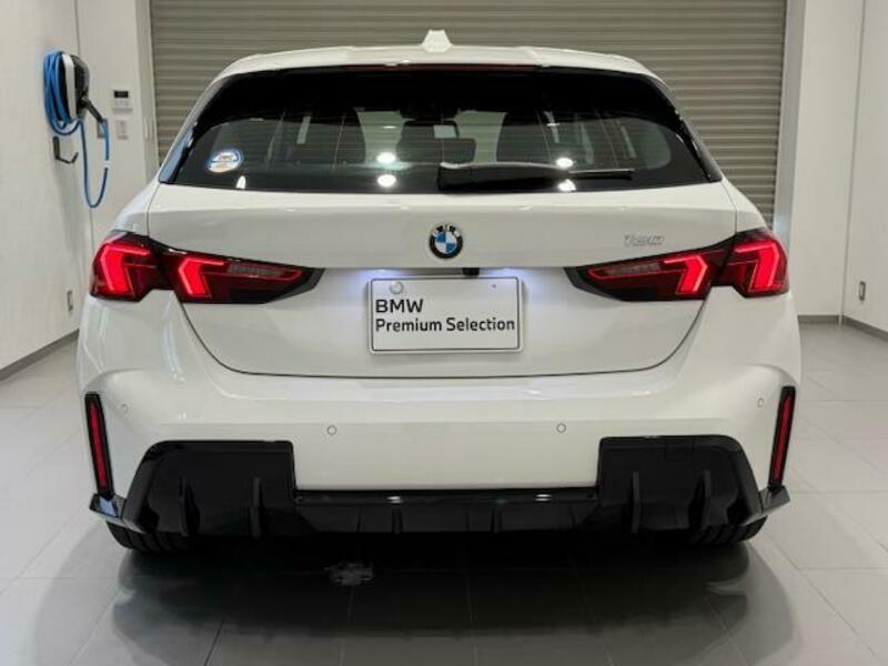 1 SERIES