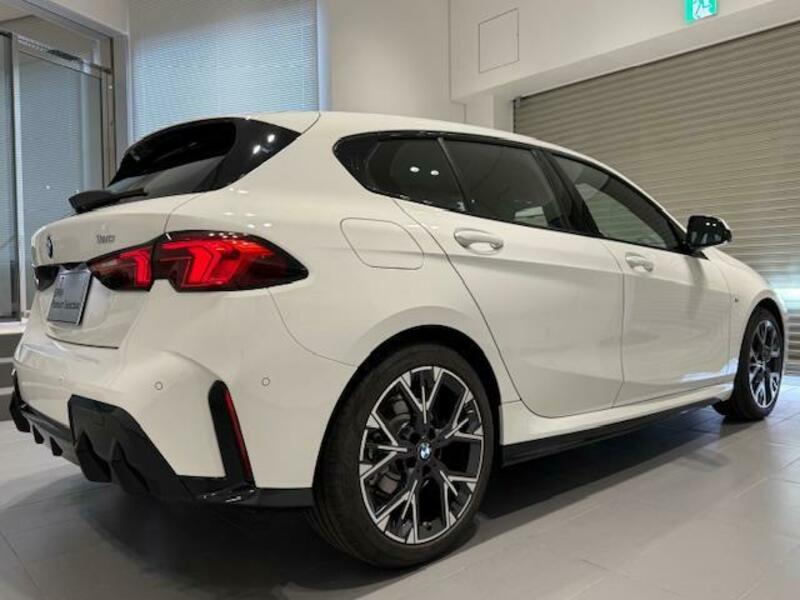 1 SERIES