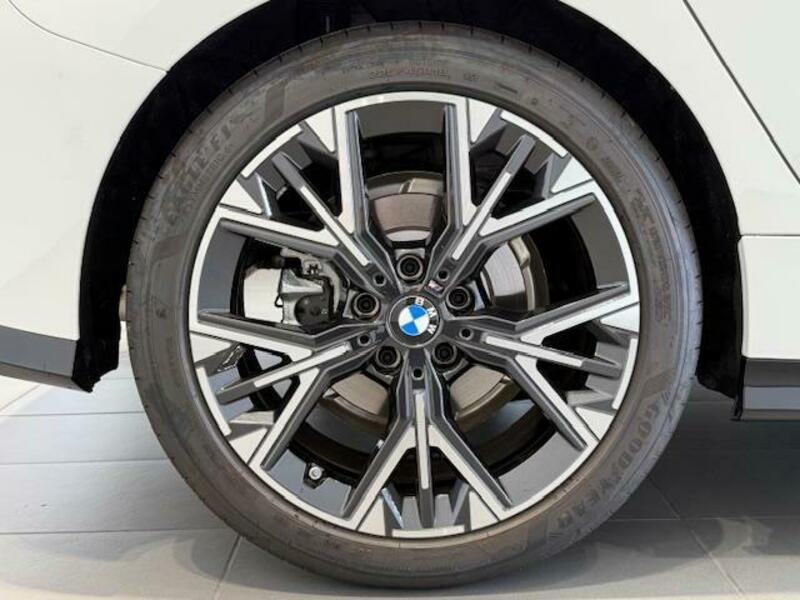 1 SERIES