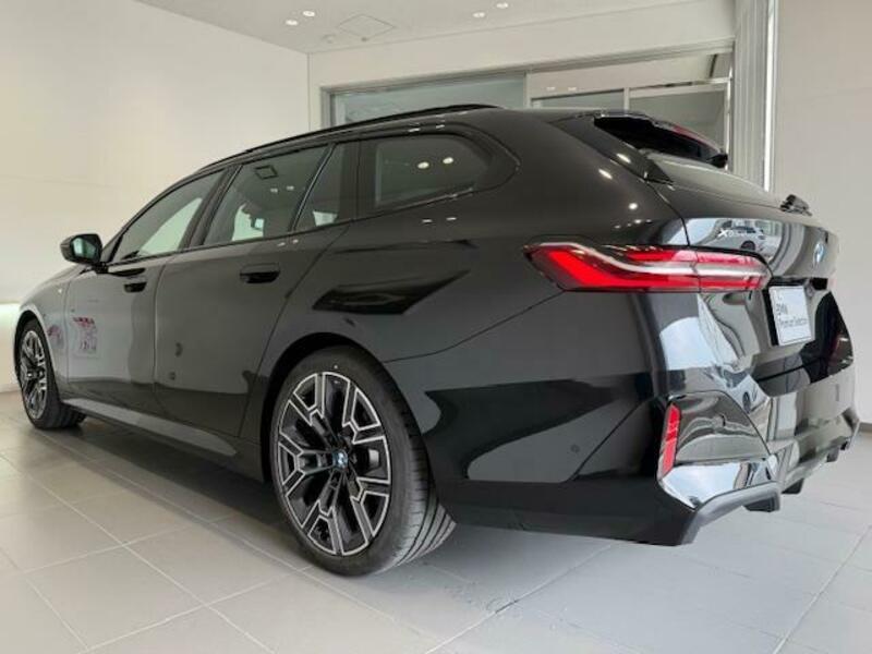 5 SERIES