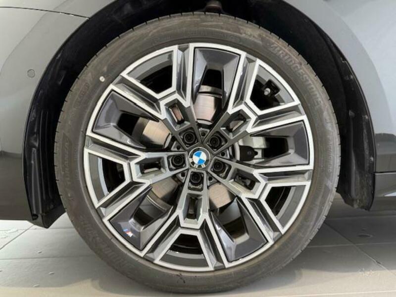 5 SERIES
