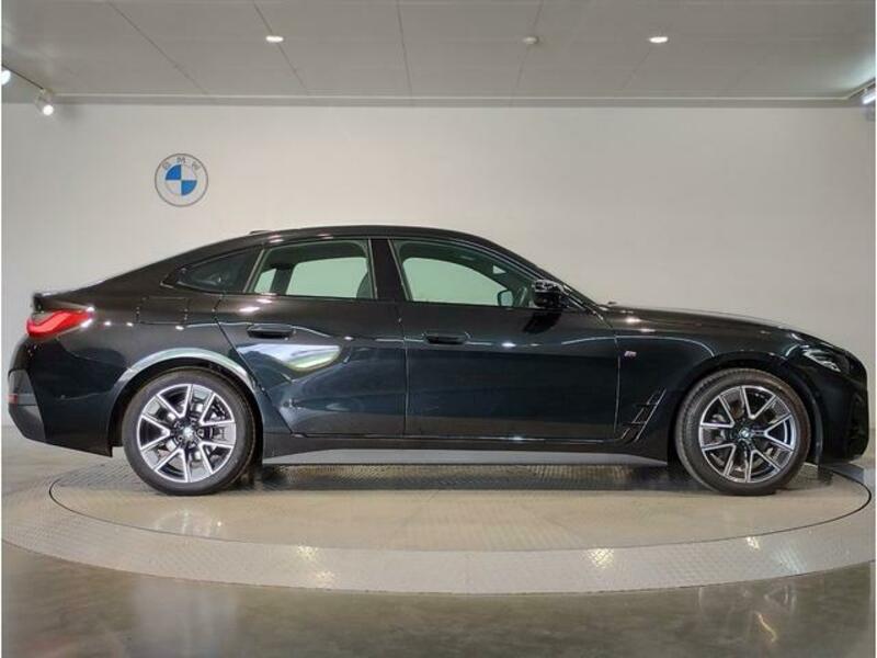 4 SERIES