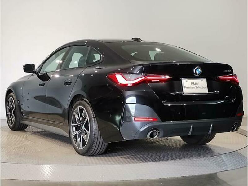 4 SERIES