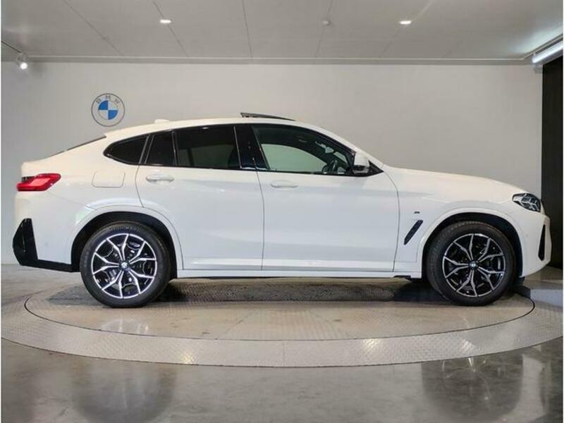 X4