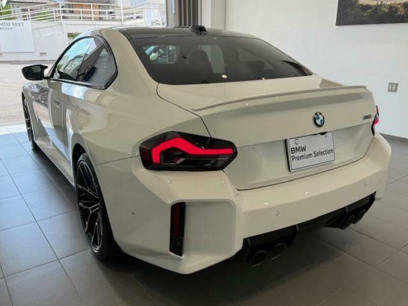 M2