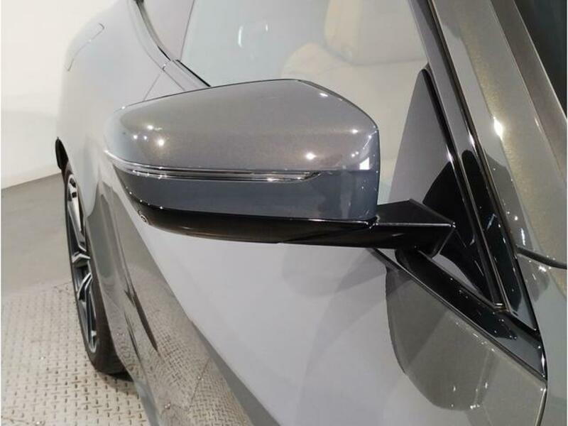 4 SERIES