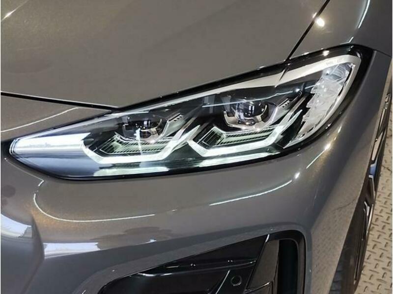 4 SERIES