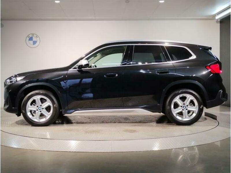 X1