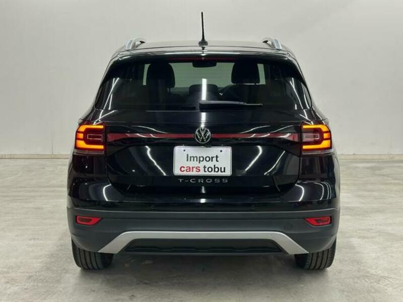 T CROSS