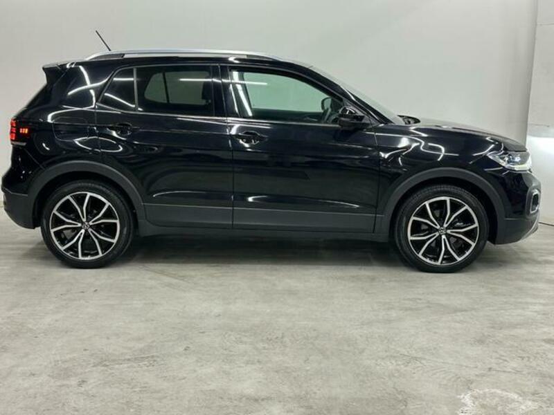 T CROSS