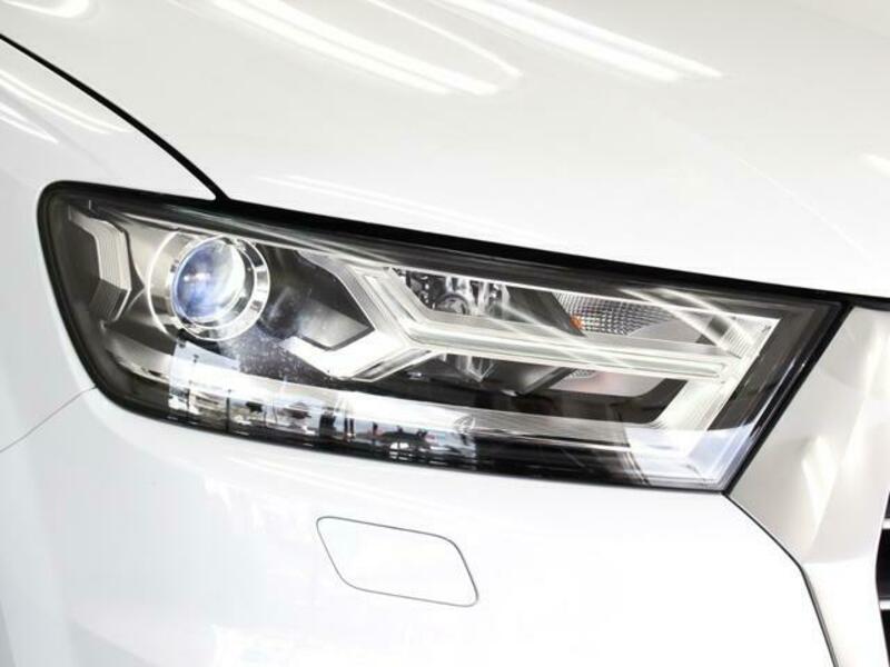 Q7