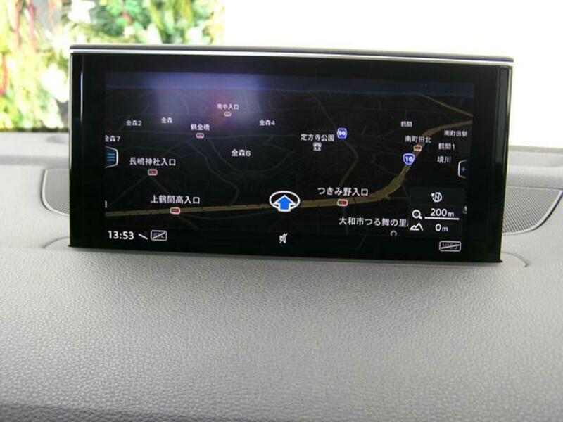 Q7