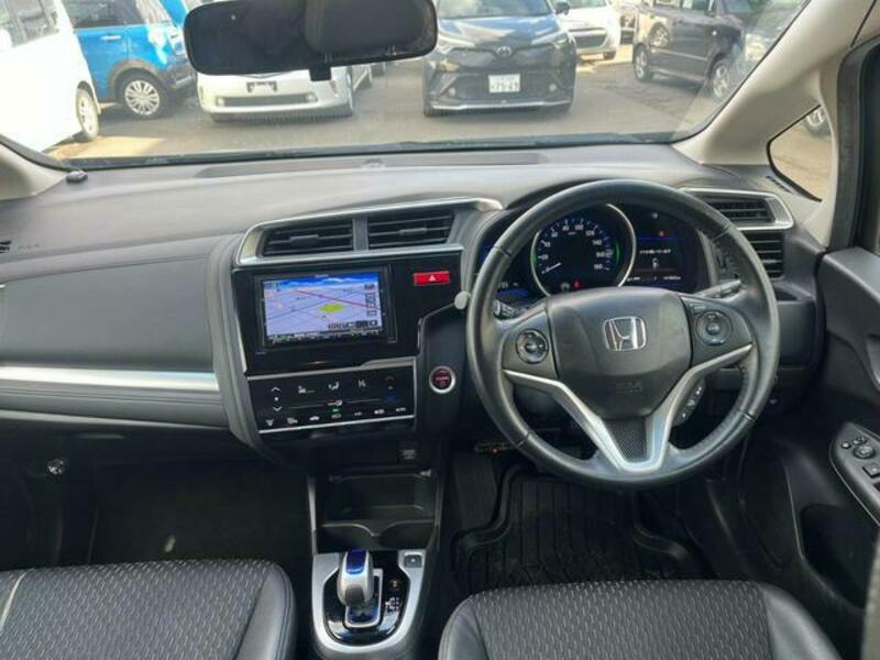 FIT HYBRID