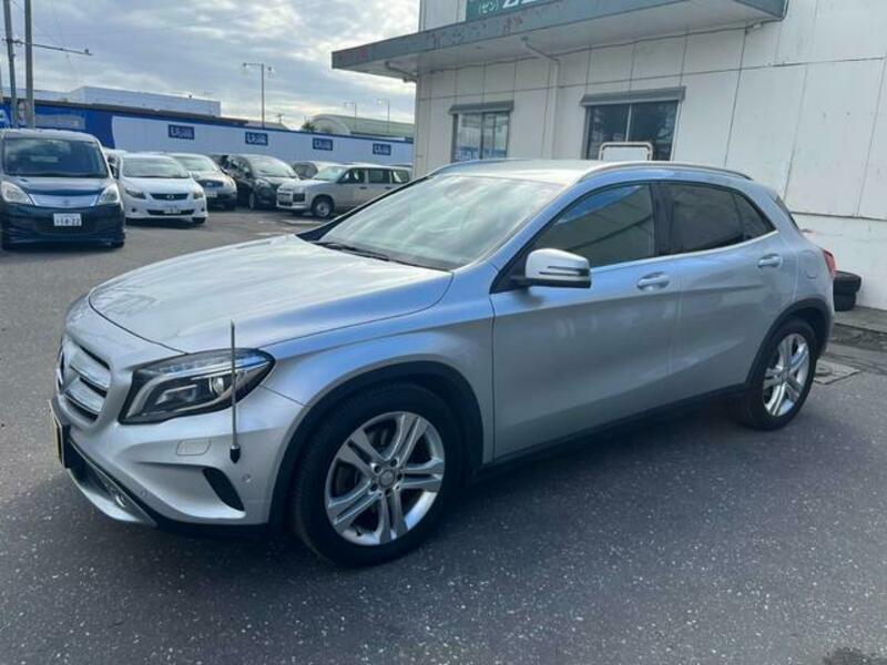 MERCEDES-BENZ GLA CLASS
