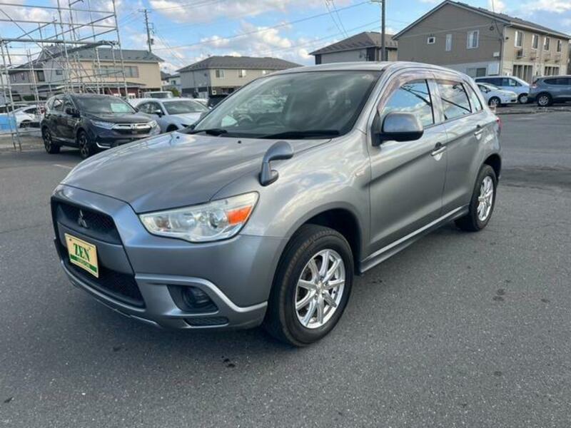 MITSUBISHI RVR