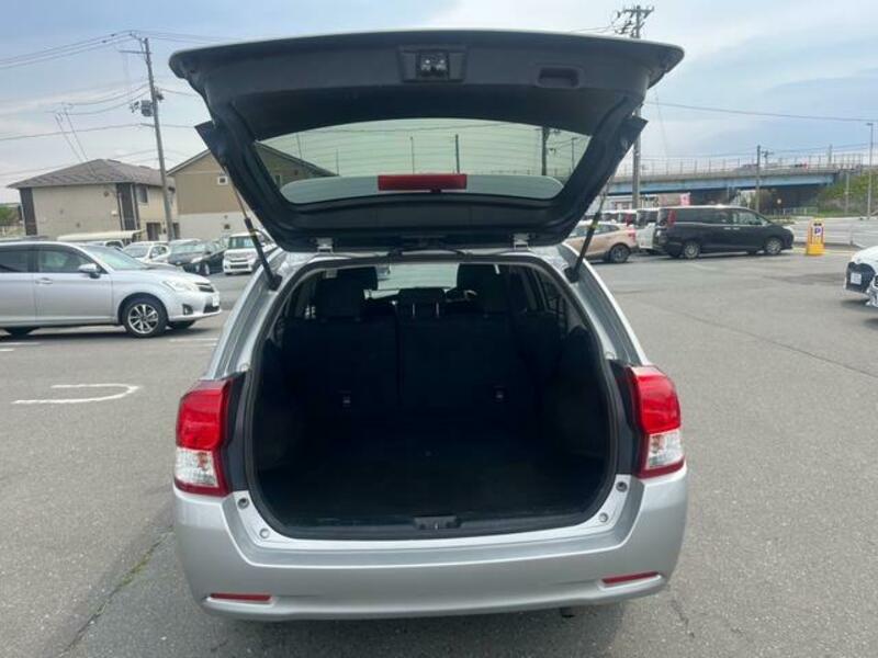 COROLLA FIELDER
