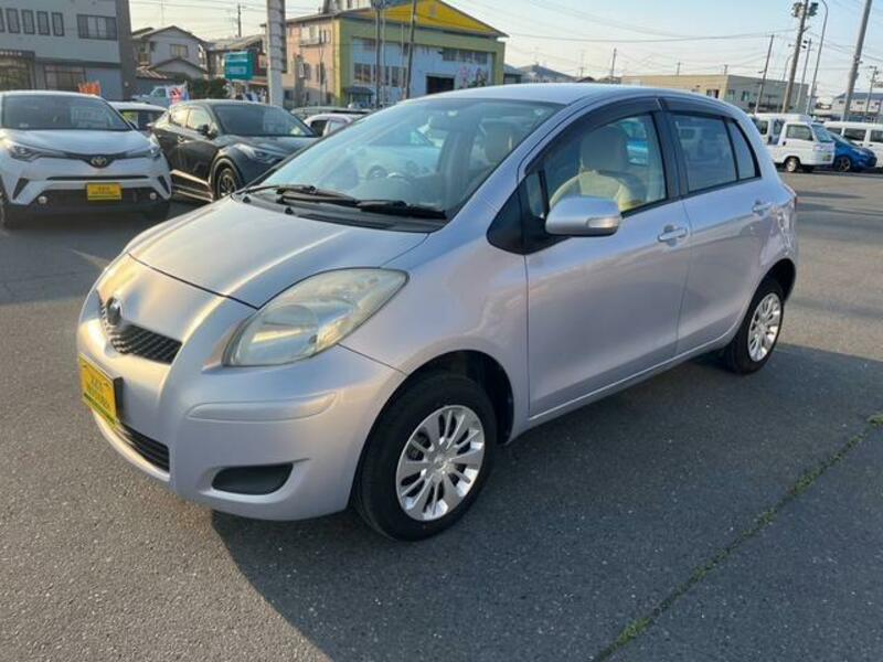 TOYOTA VITZ