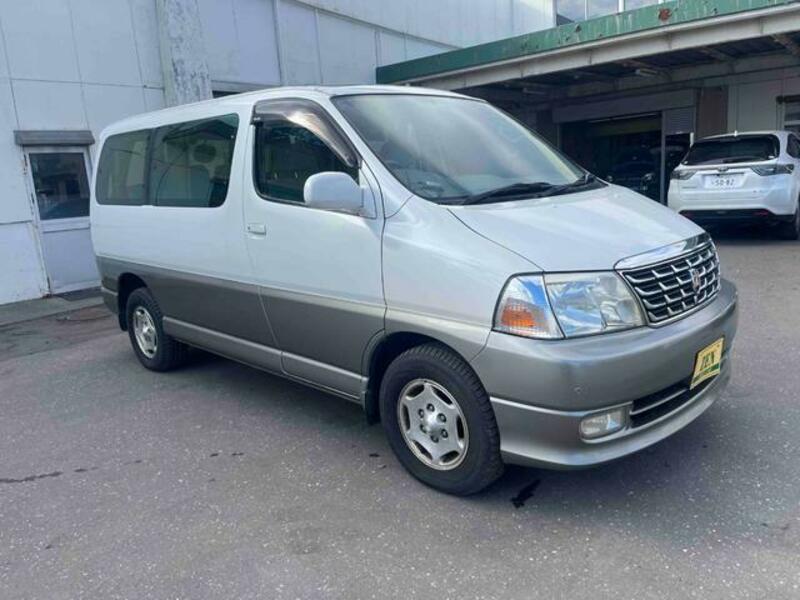 GRAND HIACE