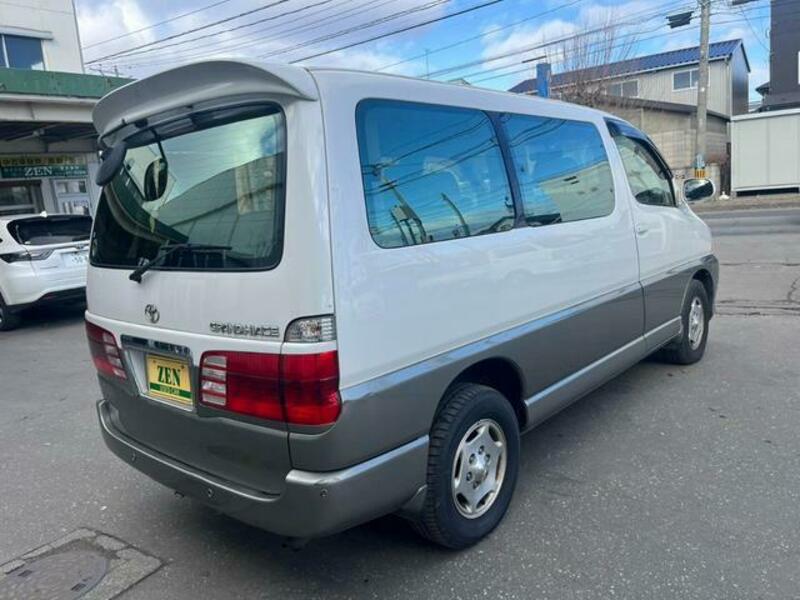 GRAND HIACE